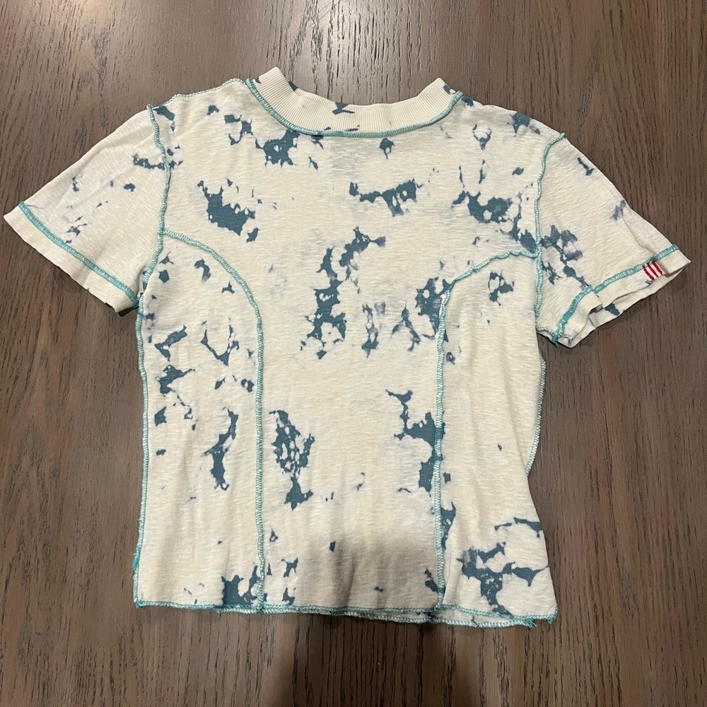 Urban Outfitters Cropped Fitted T
